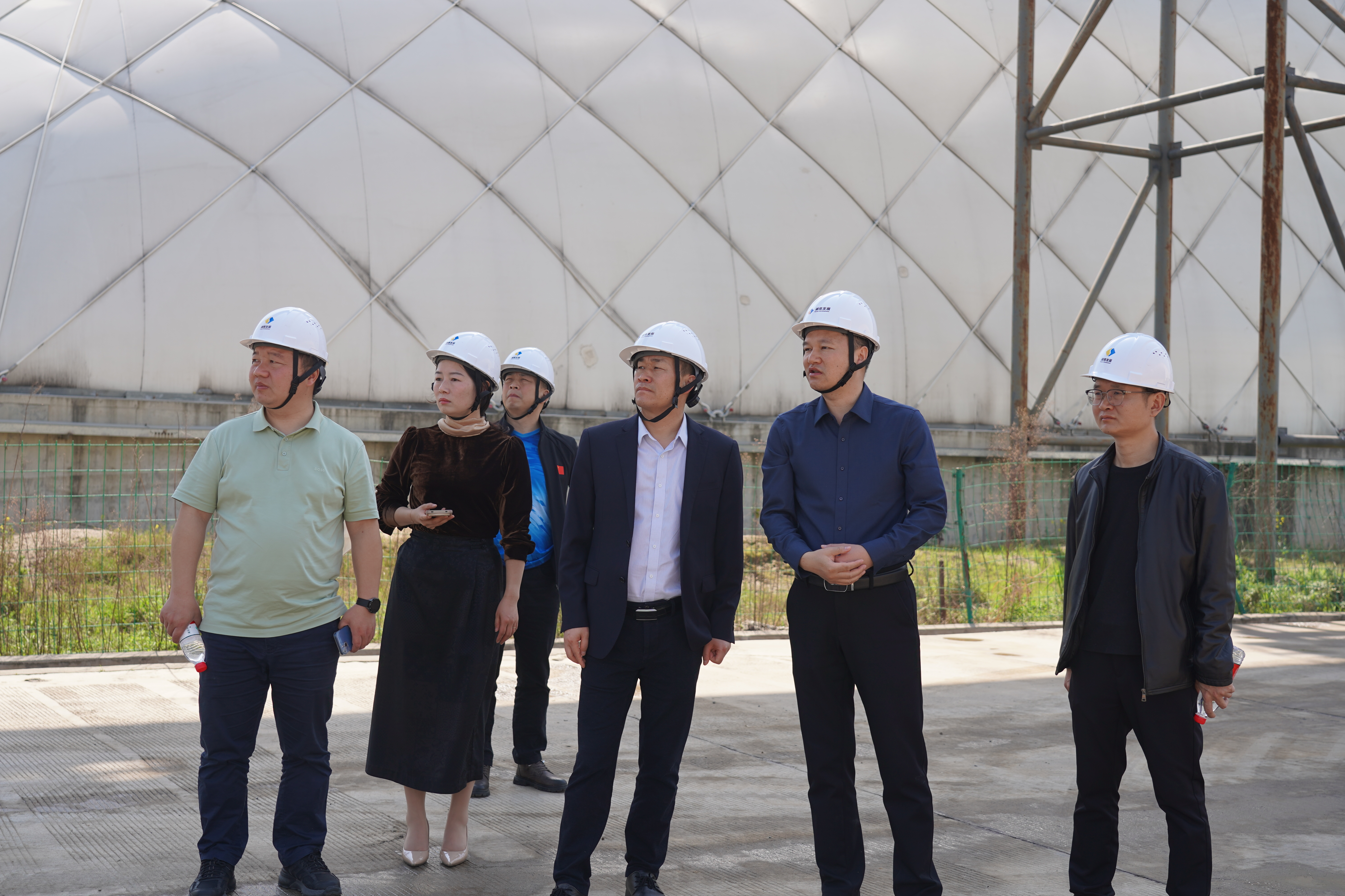 沅江市副市长谢贵调研湖南发展机制砂和砂石集散中心项目